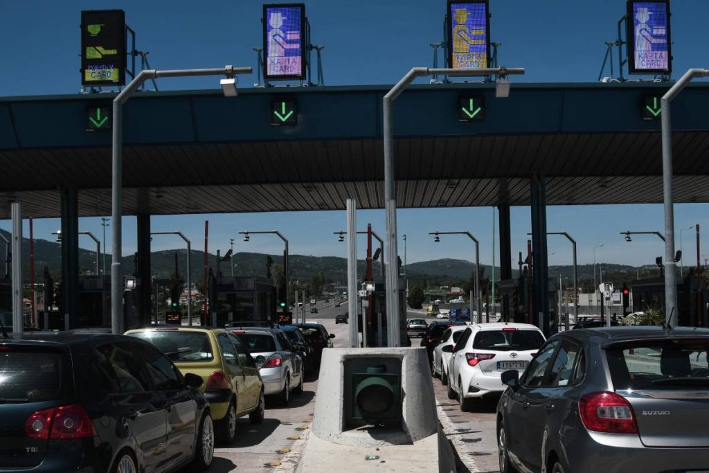 Κορυφώνεται σήμερα η μεγάλη έξοδος των ετεροδημοτών για τις αυριανές κάλπες