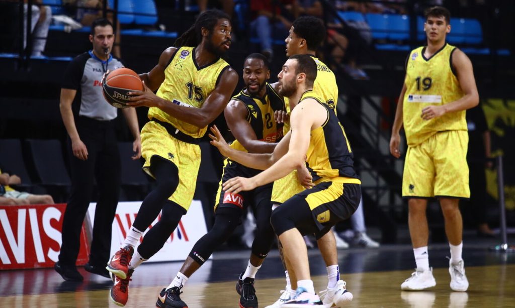 Basket League: Η ΑΕΚ ηττήθηκε από το Λαύριο στην πρεμιέρα