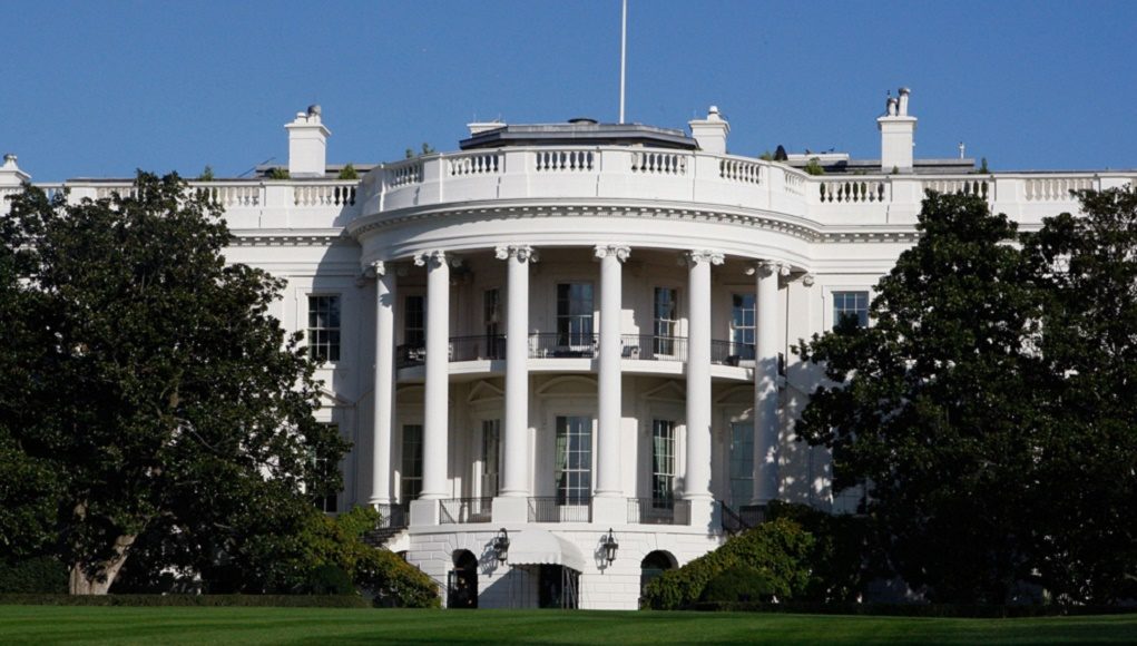 Λευκός Οίκος για Ισραήλ: «Καταδικάζουμε τις επιθέσεις – Δεν υπάρχει ποτέ καμία δικαιολογία για την τρομοκρατία»