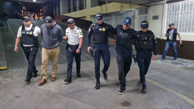 Ένοπλοι επιτέθηκαν σε κατάστημα στη Γουατεμάλα – Οκτώ νεκροί
