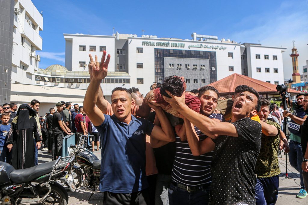 Ισραήλ: Πάνω από 700 νεκροί Ισραηλινοί και 100 αιχμάλωτοι – Ο ταξίαρχος που όρισε υπεύθυνο ο Μ.Νετανιάχου