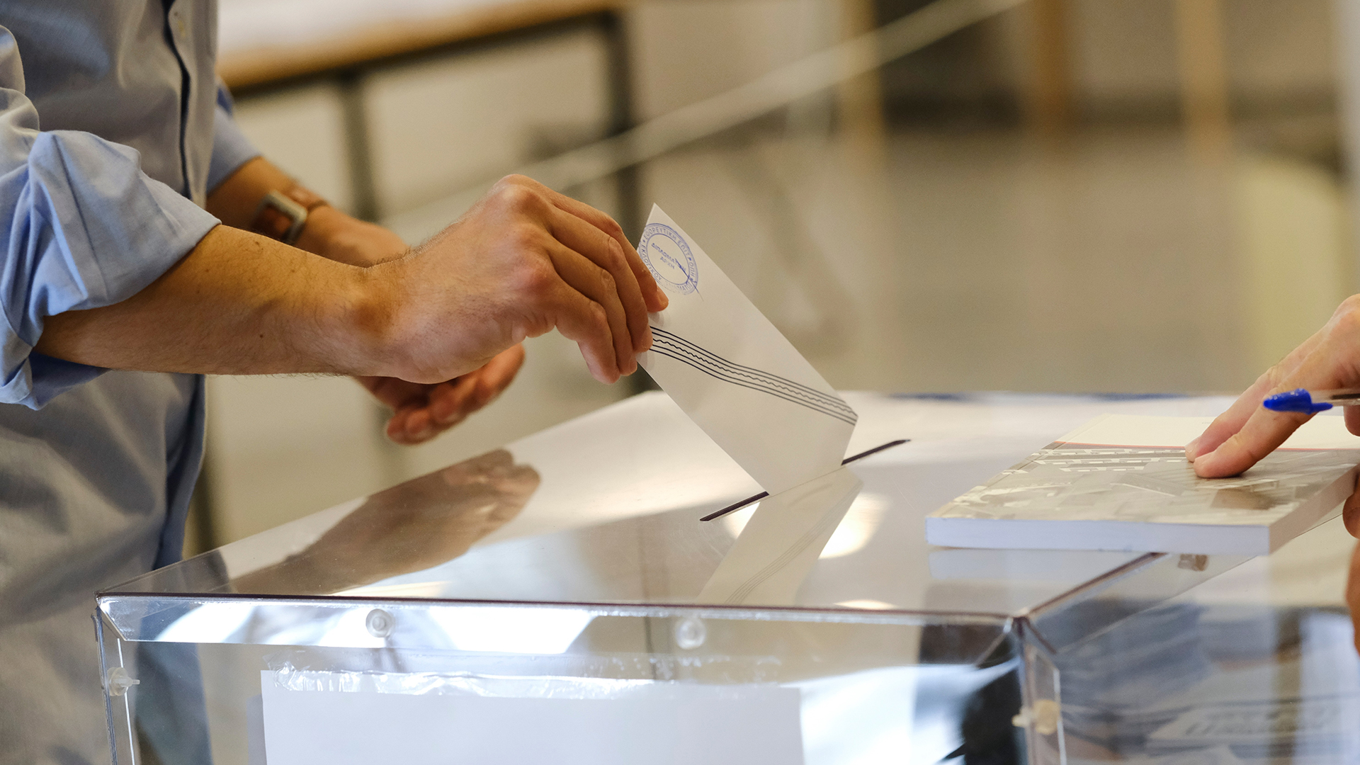 Εύβοια: Επεισόδιο μεταξύ ψηφοφόρων μπροστά στην κάλπη των αυτοδιοικητικών εκλογών στο Αλιβέρι