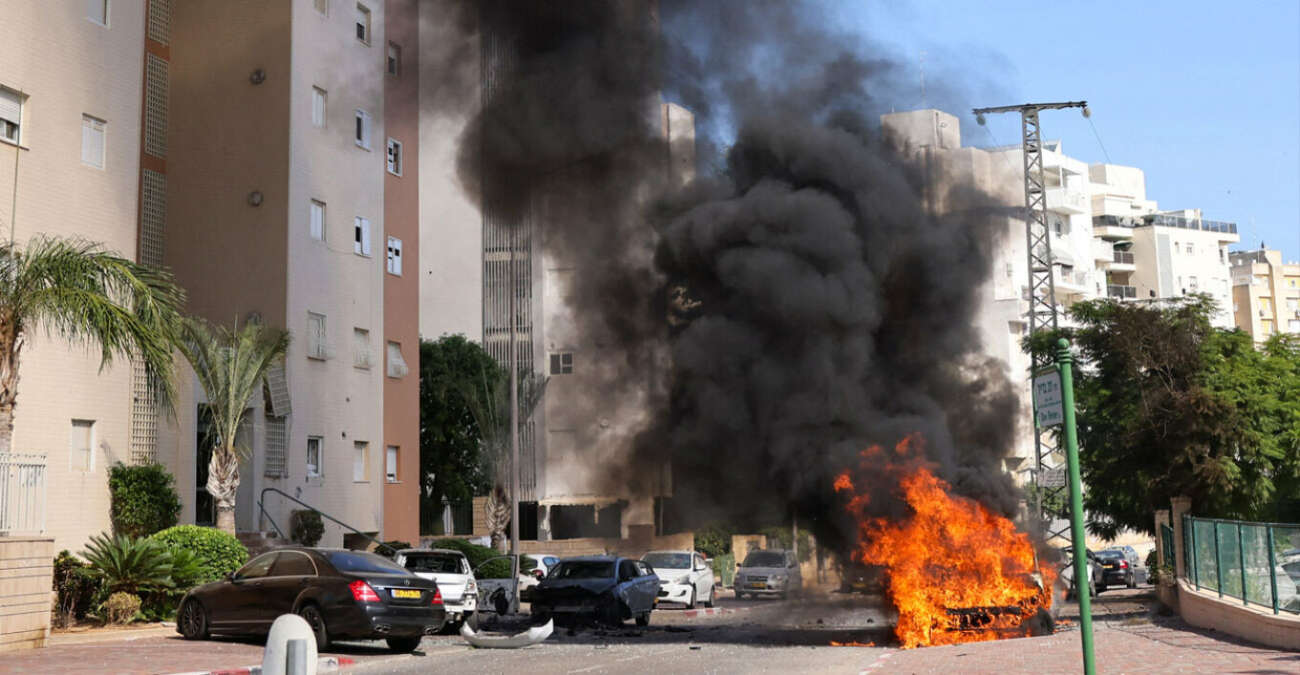 Έλληνας από τη Γάζα: «Ξυπνήσαμε με σειρήνες και ρουκέτες – Τρομοκράτες της Χαμάς μπήκαν με αυτόματα όπλα»