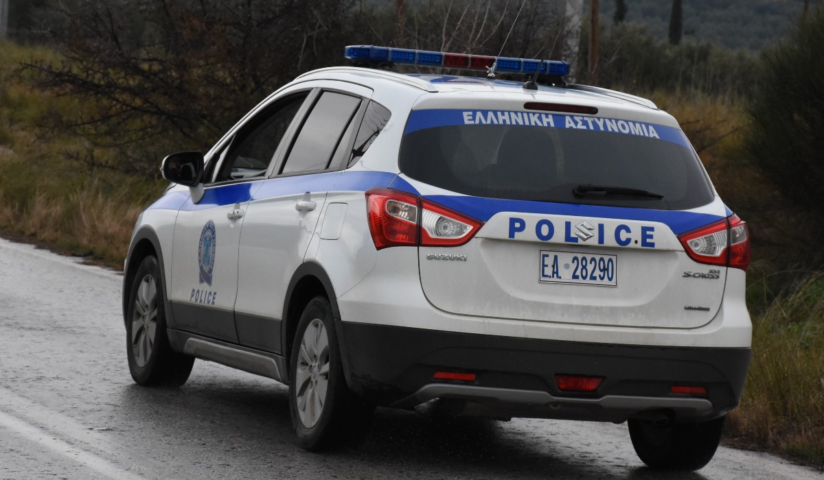 Ασπρόπυργος: Ρομά εισέβαλαν με μαχαίρια σε σχολείο