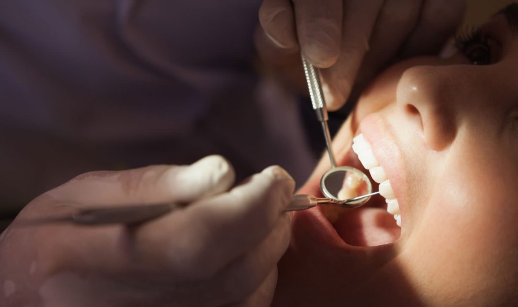 Ηλιούπολη: Συνελήφθη οδοντοτεχνίτης που το «έπαιζε»… οδοντίατρος