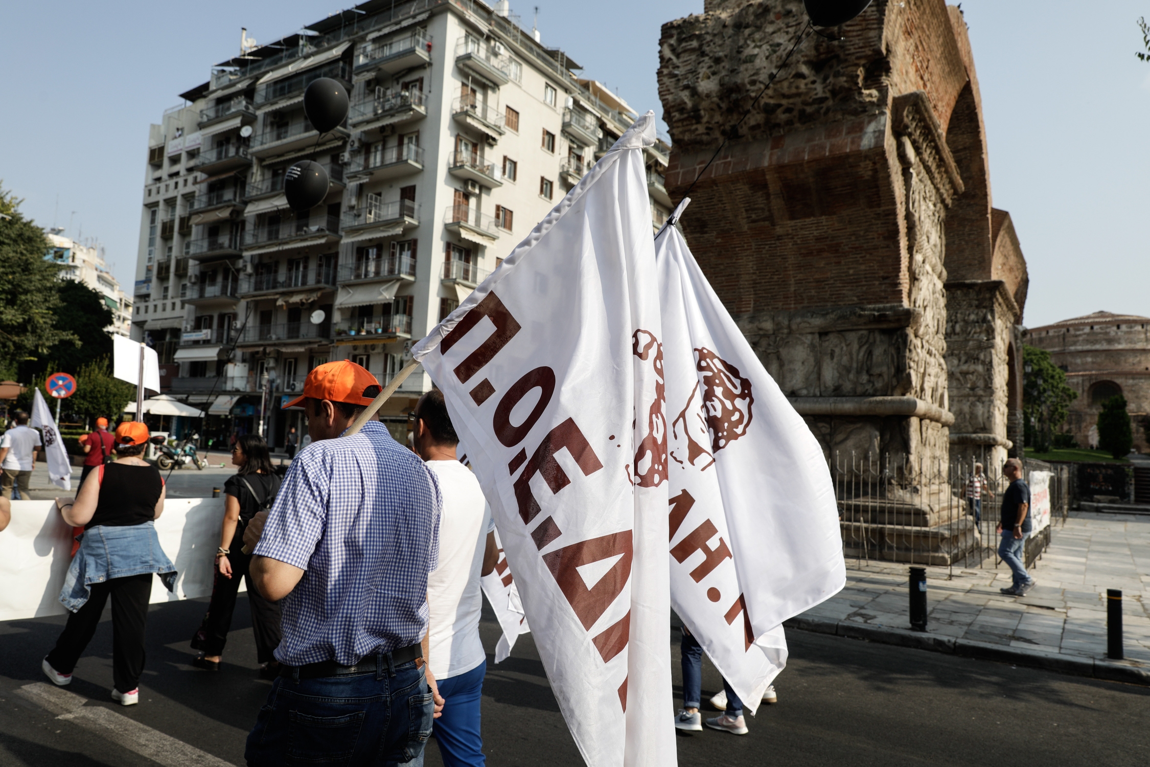 ΠΟΕΔΗΝ: Παναττική στάση εργασίας σήμερα από τις 11:00 έως τις 15:00 – Τα αιτήματα των εργαζομένων