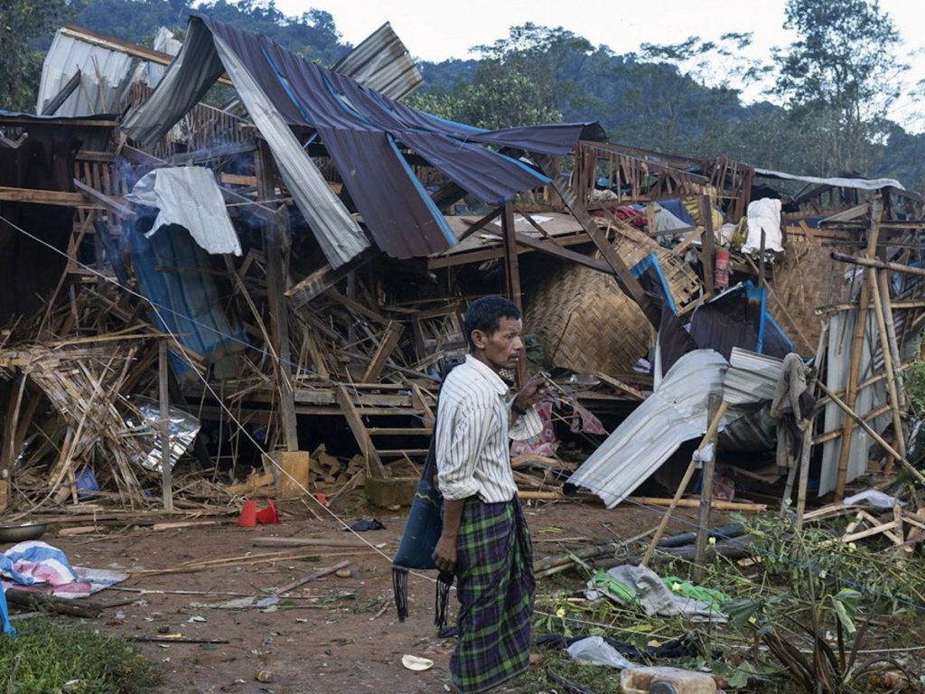 ΗΠΑ: Καταδικάζουν τον βομβαρδισμό καταυλισμού προσφύγων στην Μιανμάρ