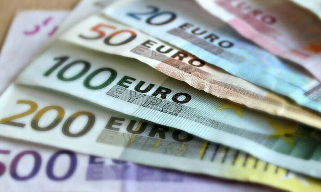 Επίδομα 600 ευρώ: Όσα χρειάζεται να ξέρετε για την αίτηση στον ΟΠΕΚΑ