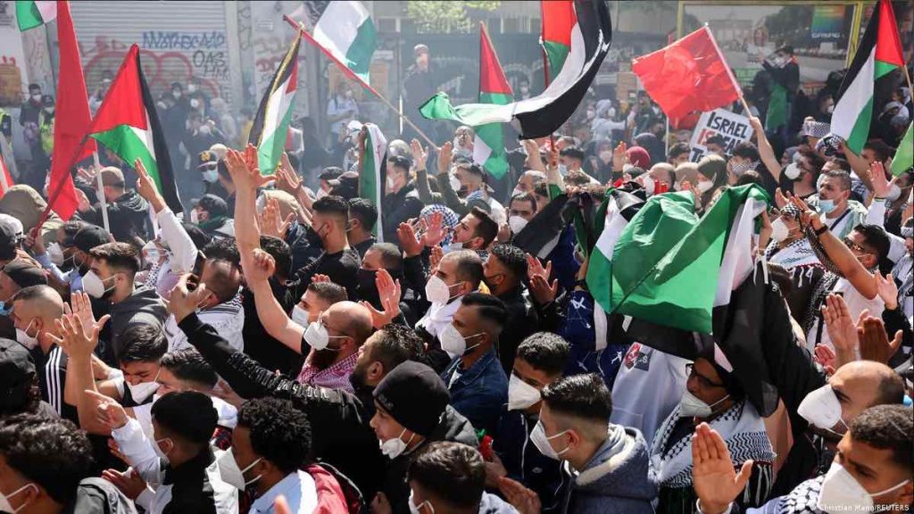 Γαλλία: Απαγορεύτηκαν οι συγκεντρώσεις υπέρ της Παλαιστίνης
