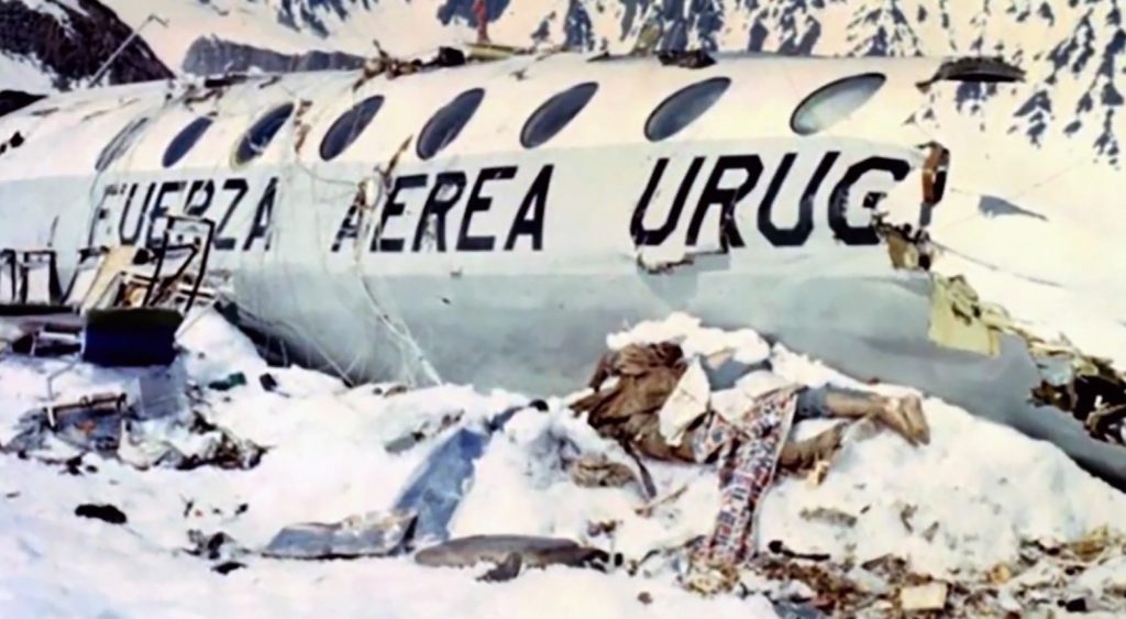 Άνδεις 1972: Σαν σήμερα το αεροπορικό δυστύχημα που οδήγησε τους επιζήσαντες στον κανιβαλισμό