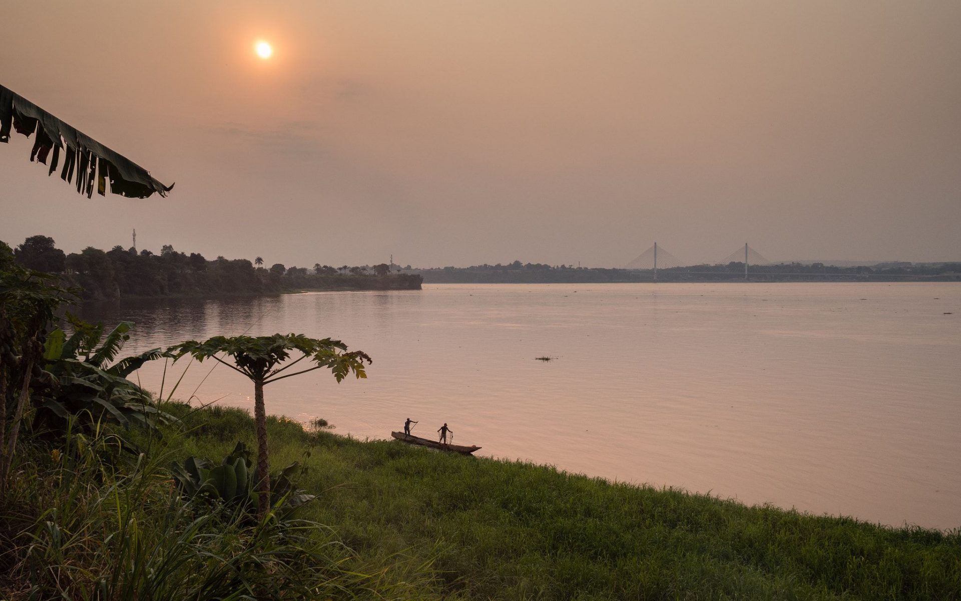 Κονγκό: Τουλάχιστον 30 άνθρωποι πνίγηκαν και 167 αγνοούνται από τη βύθιση ενός πλοιαρίου
