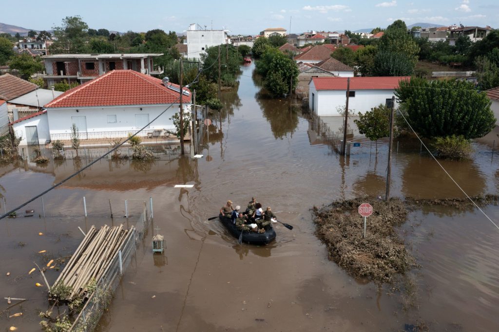 Συνεχίζονται τα προβλήματα με το νερό στη Καρδίτσα – Παραμένει ακατάλληλο σε 10 χωριά του δήμου Παλαμά