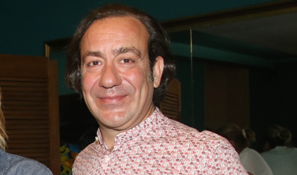 Σ.Καλυβάτσης: «Ο Μ.Μανουσάκης με φίλησε στο στόμα για να μάθω»