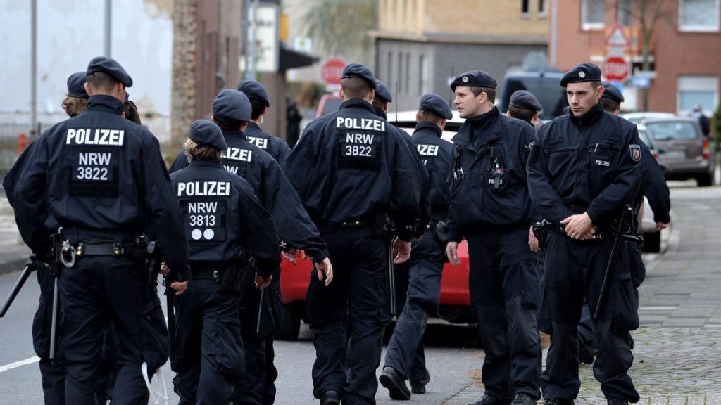 Γερμανία: Έφοδος αστυνομικών σε σπίτι ύποπτου για συμμετοχή στον ISIS