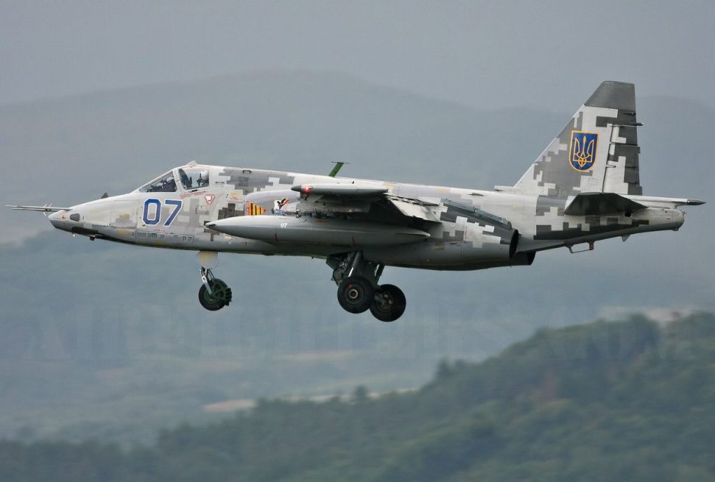Οι Ρώσοι κατέρριψαν ένα ουκρανικό αεροσκάφος Su-25 και ένα ελικόπτερο Mi-8