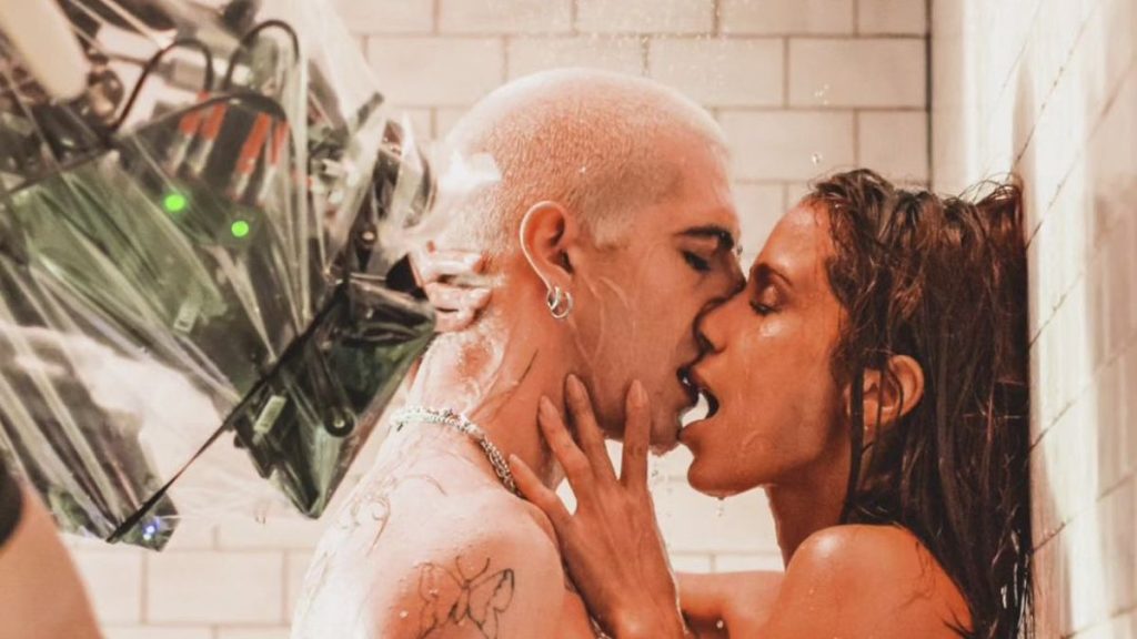 Βίντεο κλιπ ακατάλληλο για ανηλίκους: Σκηνές σεξ γύρισαν ο Νταμιάνο Νταβίντ και Ανίτα