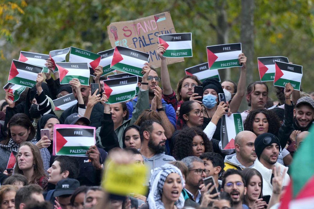 Το Instagram πρόσθεσε τη λέξη «τρομοκράτης» σε λογαριασμούς που υποστήριζαν την Παλαιστίνη και μετά ζήτησε συγγνώμη