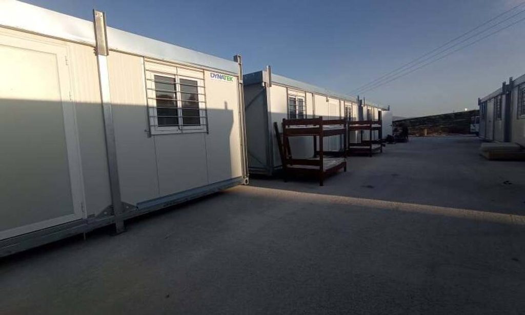 Διώχνουν τους σεισμόπληκτους του Αρκαλοχωρίου από τους οικίσκους (φώτο)