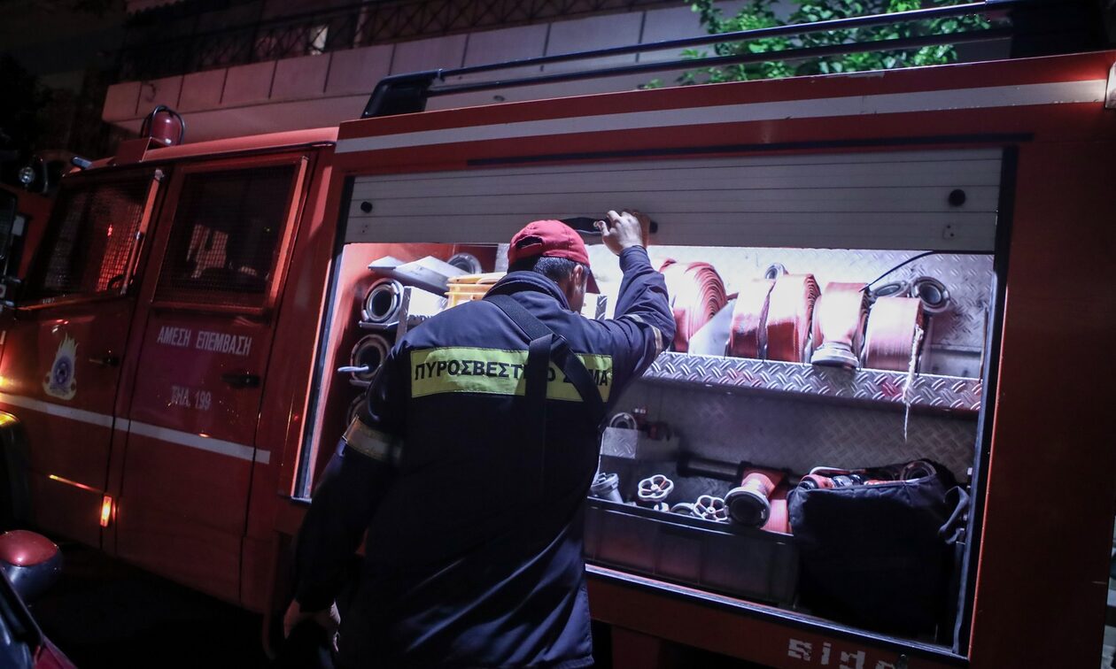 Παγκράτι: Διαμέρισμα τυλίχθηκε στις φλόγες – Στο σημείο έσπευσε η Πυροσβεστική