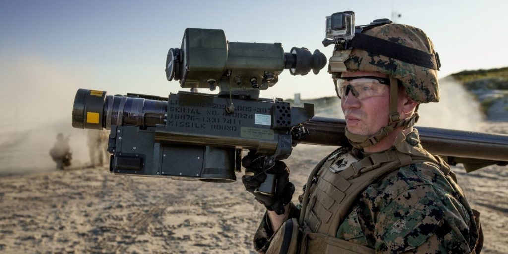 Βίντεο: Δείτε βολή από φορητό αντιαεροπορικό σύστημα FIM-92 Stinger