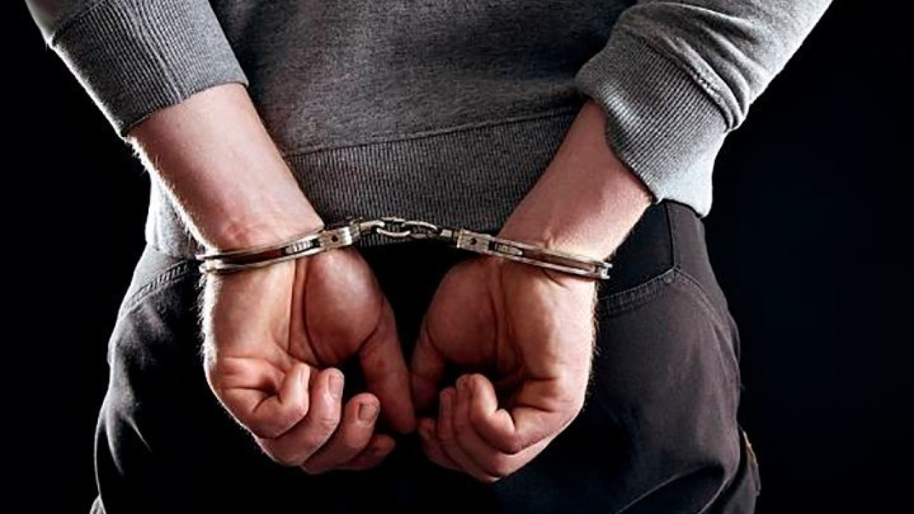 Θεσσαλονίκη: Συνελήφθησαν δύο Κινέζοι που είχαν μετατρέψει διαμέρισμα σε αποθήκη «μαϊμού» προϊόντων