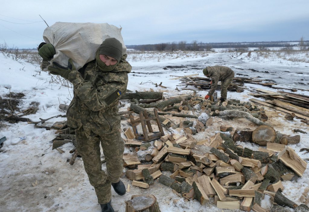 Οι Ουκρανοί ξεκίνησαν να απομακρύνουν αμάχους από το Κουπιάνσκ – Ετοιμάζονται για άμυνα