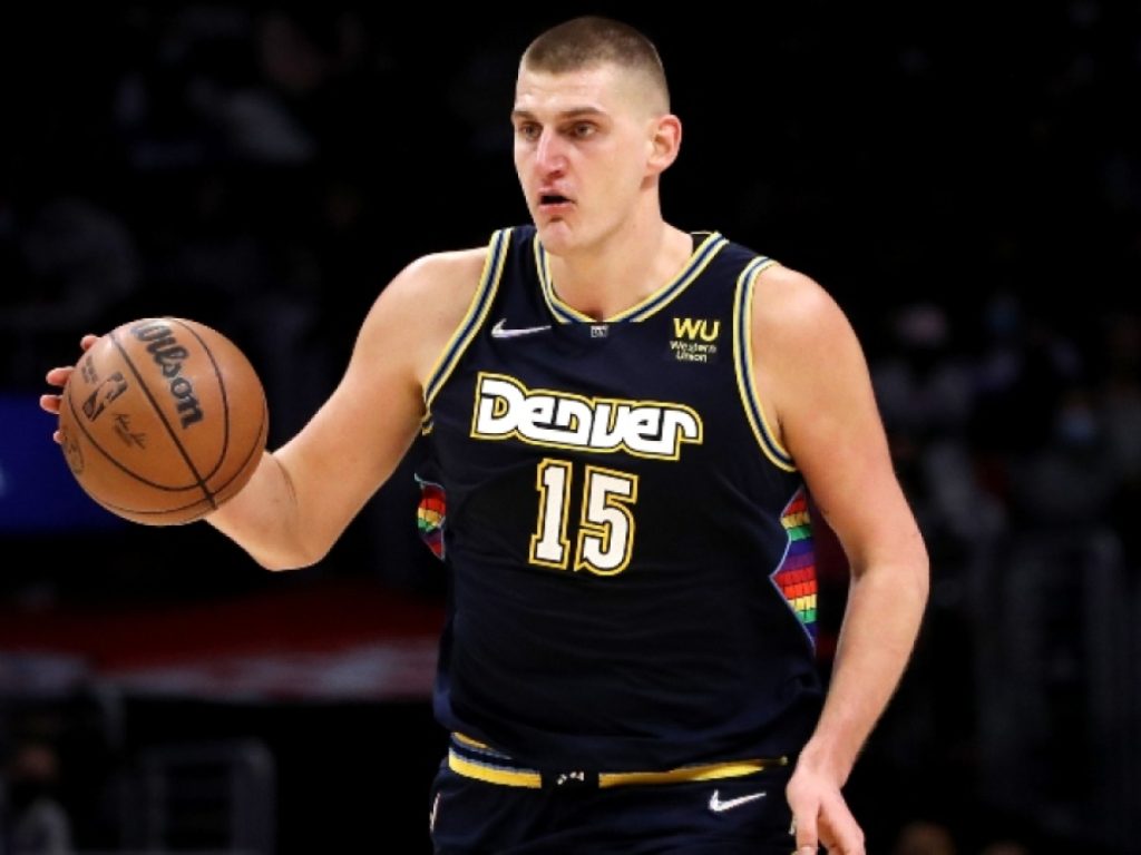 ΝΒΑ: Αποθεώθηκε ο Ν.Γιόκιτς στην απονομή των Ντένβερ Νάγκετς