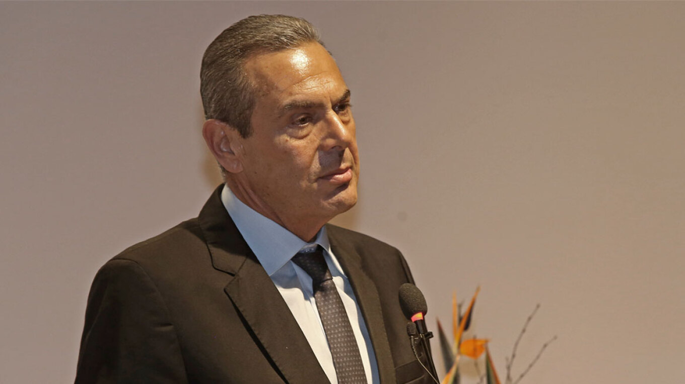 Αιχμηρό σχόλιο του Π.Καμμένου για όχημα που τον παρακολουθούσε: Υπαινίσσεται ότι ήταν υπηρεσιακό