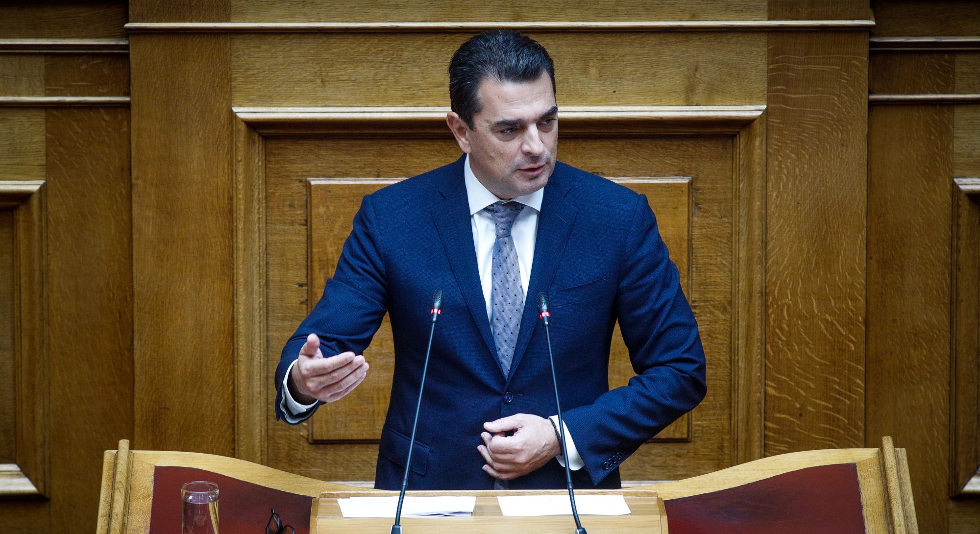 Κ.Σκρέκας: «Στις εταιρείες που βάζουμε πρόστιμα οι τιμές μειώνονται»