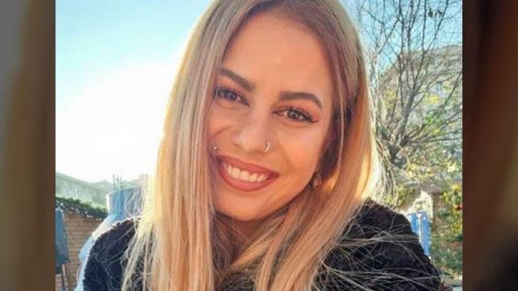 Θεσσαλονίκη: Συγκινεί ο αρραβωνιαστικός της 24χρονης – «Χίλιες φορές να είχα πεθάνει εγώ»