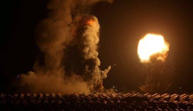 Израиль выравнивает север Газы: танки приближаются после сильного обстрела - Бои с ХАМАС (upd)