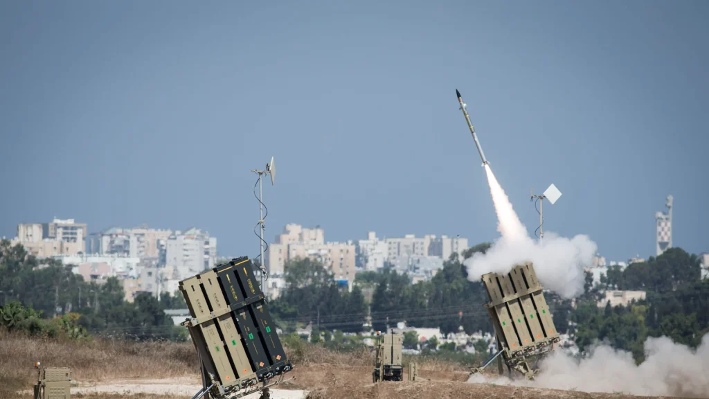 Ισραηλινός Στρατός: «Η Χαμάς διαθέτει συστήματα ηλεκτρονικού πολέμου που διαταράσσουν το Iron Dome»