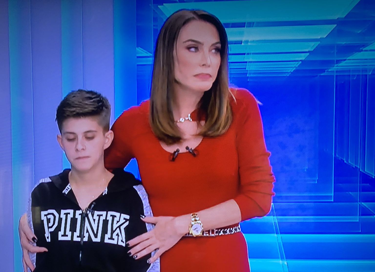 Οργή με την Τ.Στεφανίδου στο «Χ» για την μητέρα από την Πάτρα: «Πόσο πιο χαμηλά θα πέσετε για λίγα νούμερα τηλεθέασης»