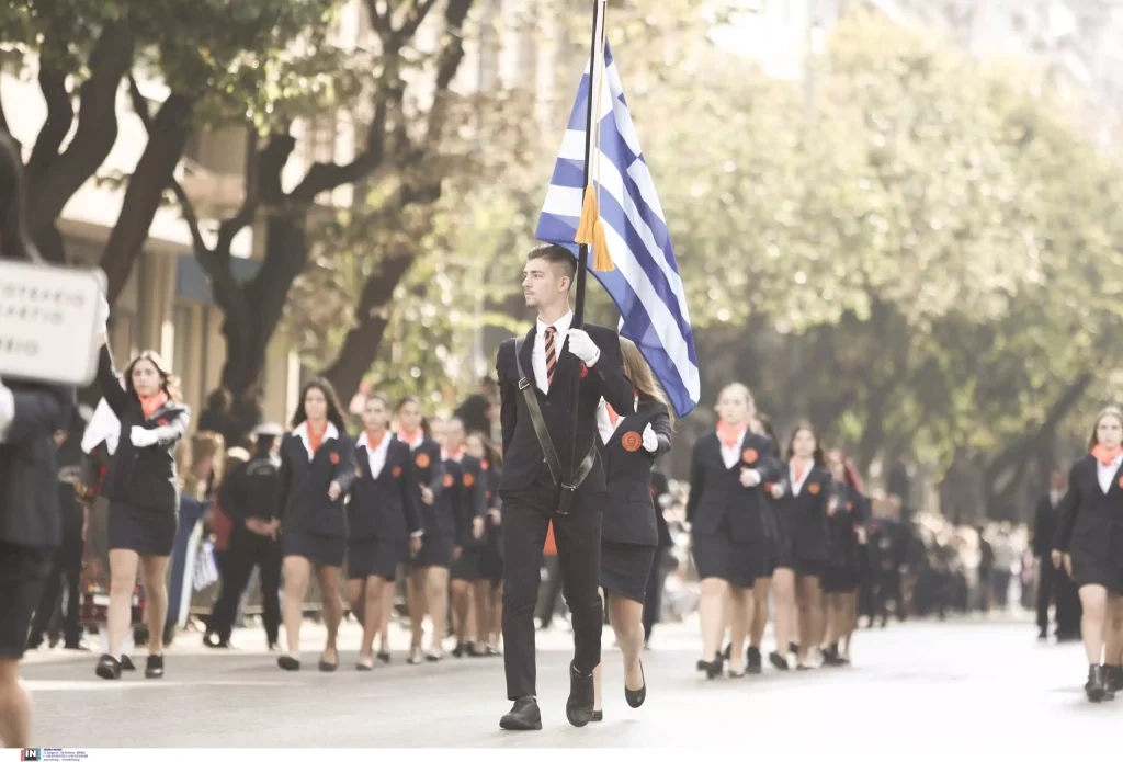 Μαθητική παρέλαση στη Θεσσαλονίκη: Τι ώρα αρχίζει – Ποιοι δρόμοι θα είναι κλειστοί