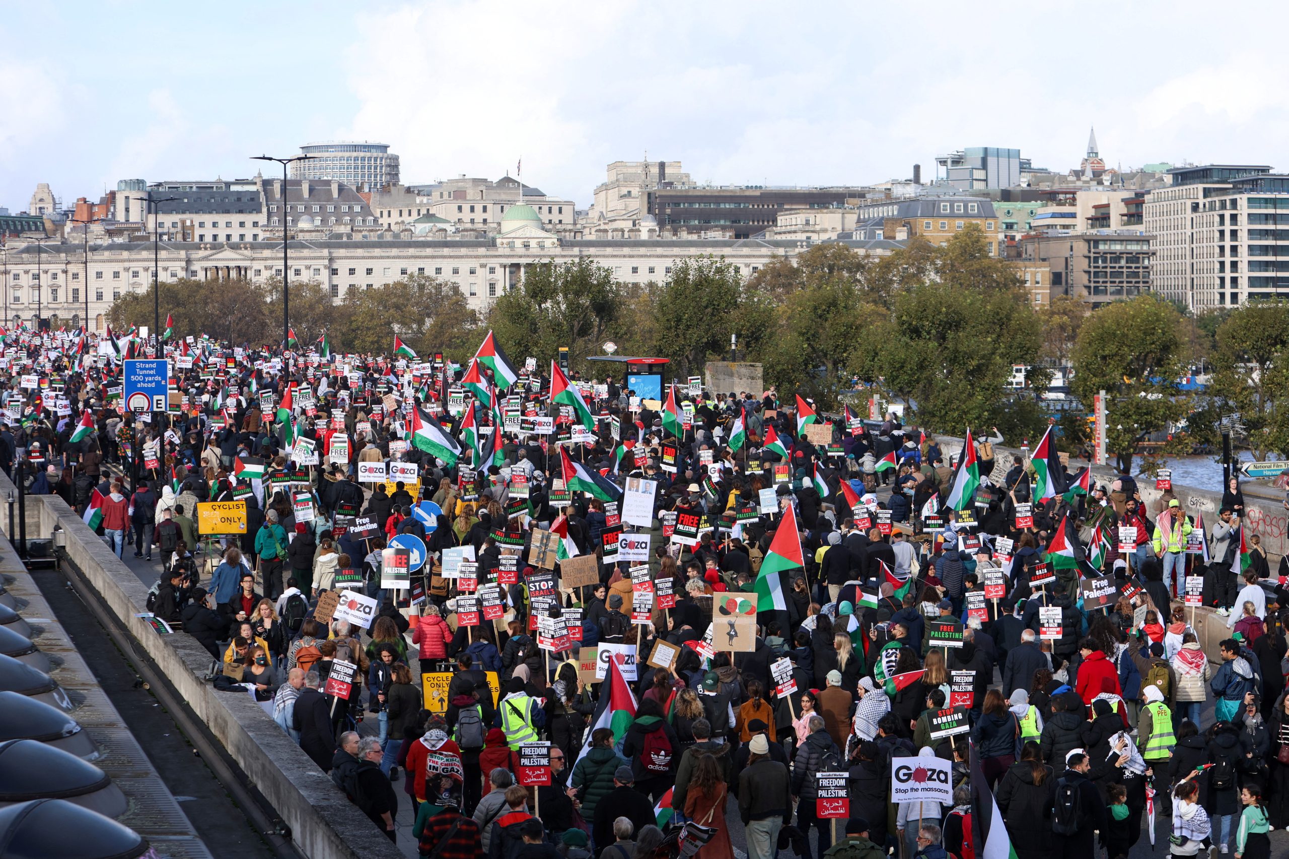Μεγάλη διαδήλωση στην Κωνσταντινούπολη υπέρ της Παλαιστίνης – Ρ.Τ.Ερντογάν: «Το Ισραήλ είναι κατακτητής»