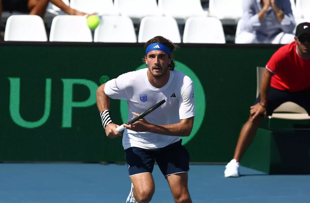 Σ.Τσιτσιπάς: Εκτός τελικού στην Αυστρία – Τα κρίσιμα λάθη και η ήττα από τον Ν.Μεντβέντεφ