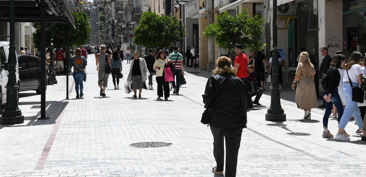 Τι ισχύει με καταστήματα και σούπερ μάρκετ σήμερα 28η Οκτωβρίου – Ποια μαγαζιά είναι ανοιχτά