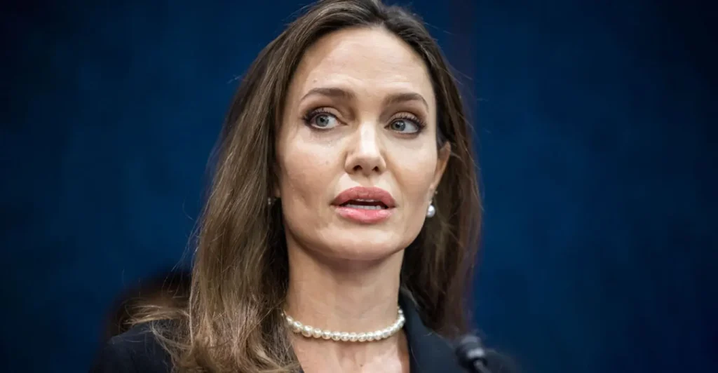 Α.Τζολί: Έκκληση της ηθοποιού για κατάπαυση του πυρός στη Γάζα