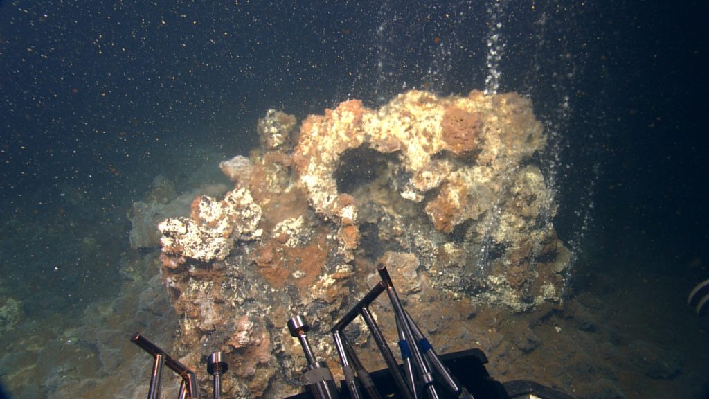 Έτσι έγινε το 1650 η ιστορική υποθαλάσσια έκρηξη του ηφαιστείου Κολούμπου στο Αιγαίο (φώτο)