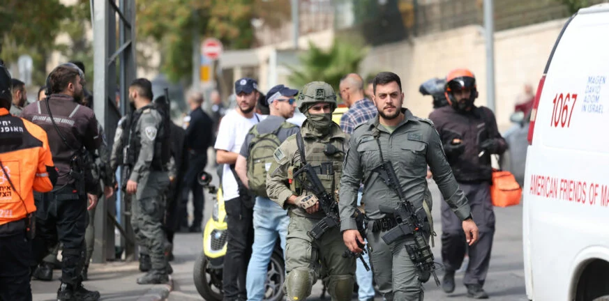 Ιερουσαλήμ: Επίθεση με μαχαίρι κατά αστυνομικού – Τραυματίστηκε σοβαρά