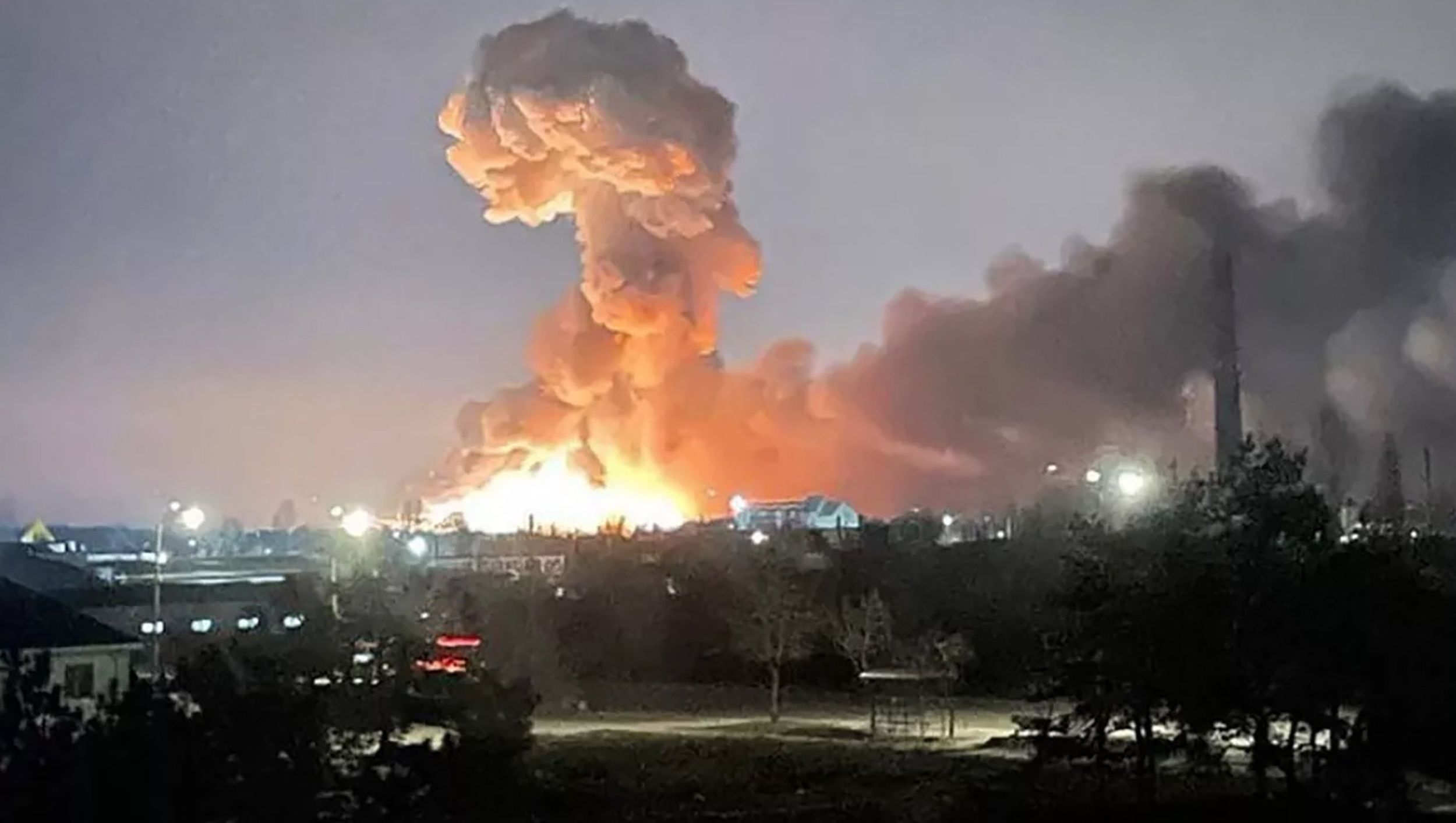 Σφοδρός ρωσικός βομβαρδισμός σε Νικολάεφ, Πολτάβα και Χμελνίτσκι – Αισθητή η απουσία της ουκρανικής αεράμυνας