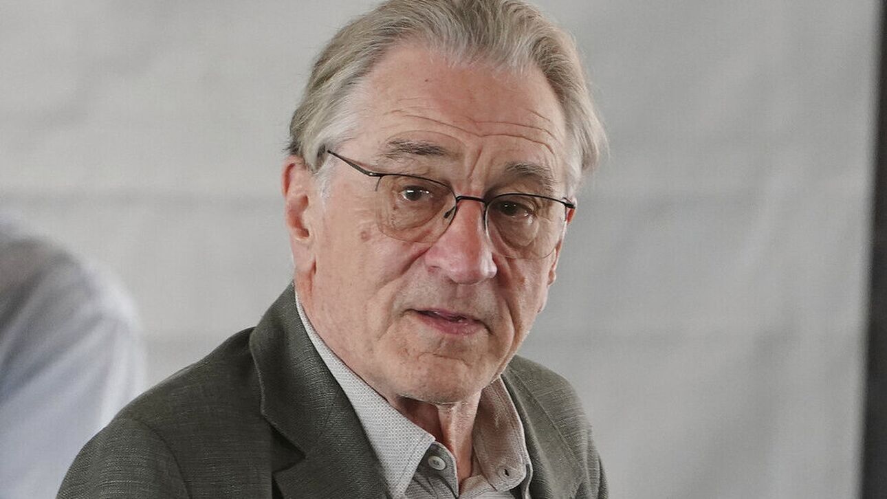 Ρόμπερτ Ντε Νίρο: Η πρώην βοηθός του τον «τρέχει» στα δικαστήρια για ανάρμοστες συνομιλίες και λεκτική κακοποίηση