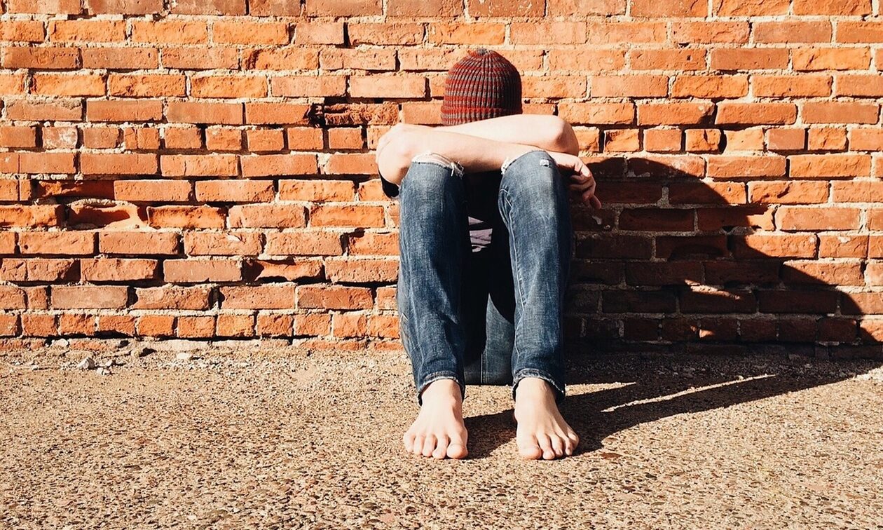 Λάρισα: 16χρονος αποπειράθηκε να αυτοκτονήσει καταναλώνοντας ένα κουτί παυσίπονα στο σχολείο