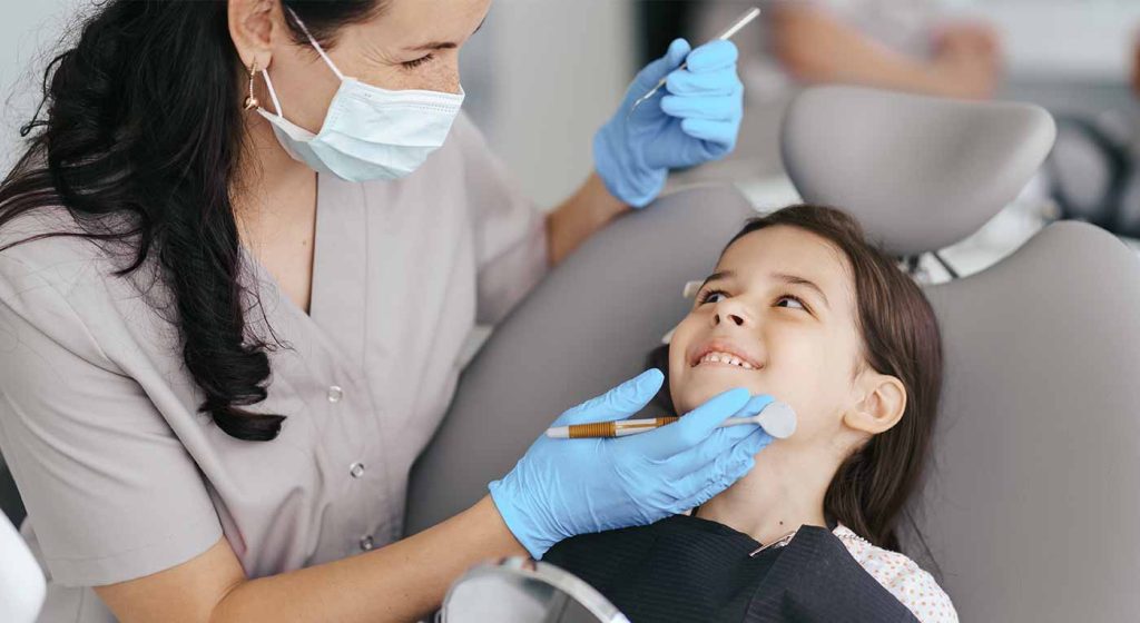«Dentist Pass»: Μέχρι πότε μπορείτε να υποβάλετε αίτηση – Το ποσό που θα λάβετε