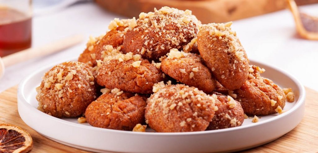 Ακρίβεια: «Χρυσά» τα μελομακάρονα – Ακόμα και στα 29 ευρώ το κιλό