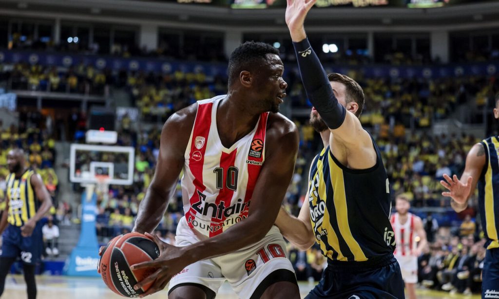 Φενέρμπαχτσε – Ολυμπιακός 79-77: Ήττα μετά από «θρίλερ» στην Τουρκία