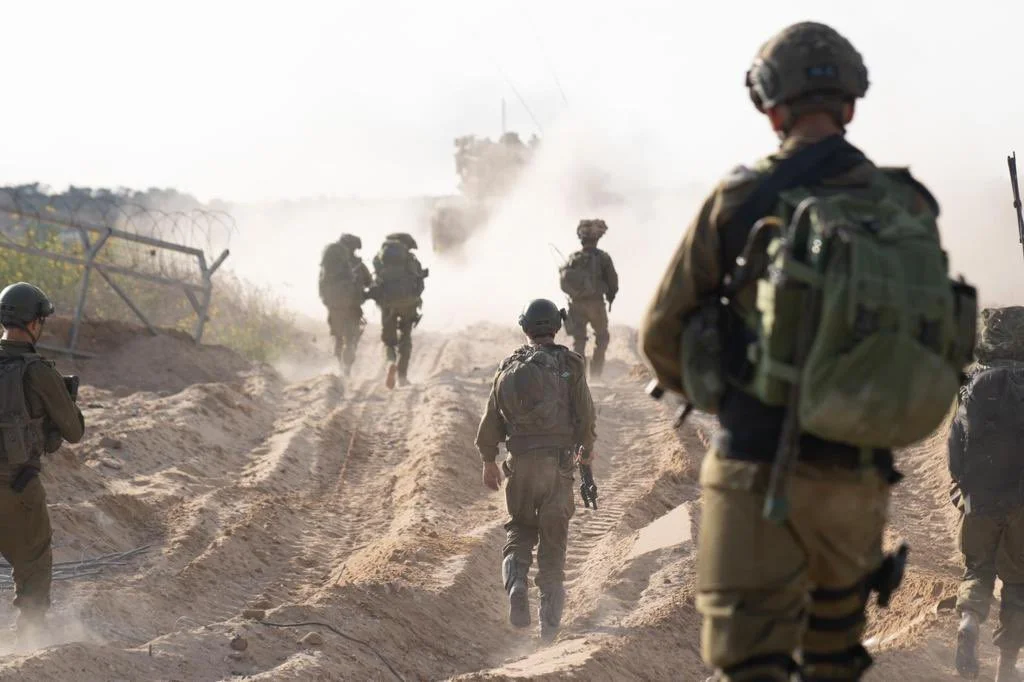 O ισραηλινός στρατός ισχυρίζεται ότι ανατίναξε υπόγειες σήραγγες της Χαμάς (βίντεο)