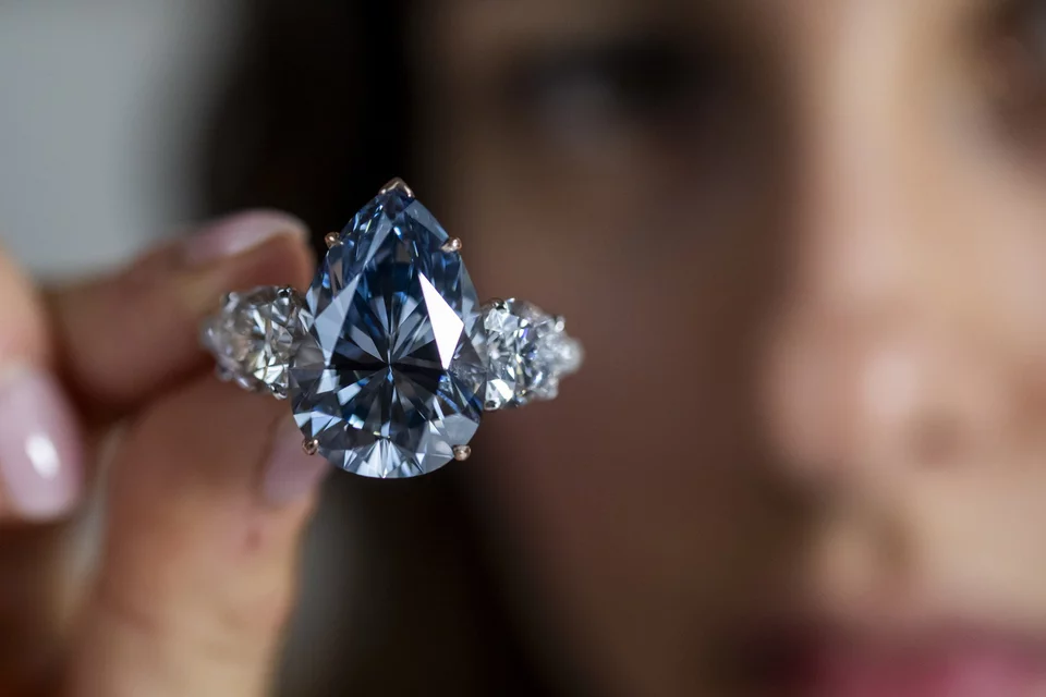 Ένα από τα σπανιότερα διαμάντια του κόσμου βγαίνει στο «σφυρί» – Μπορεί να ξεπεράσει τα 50 εκατ. δολάρια