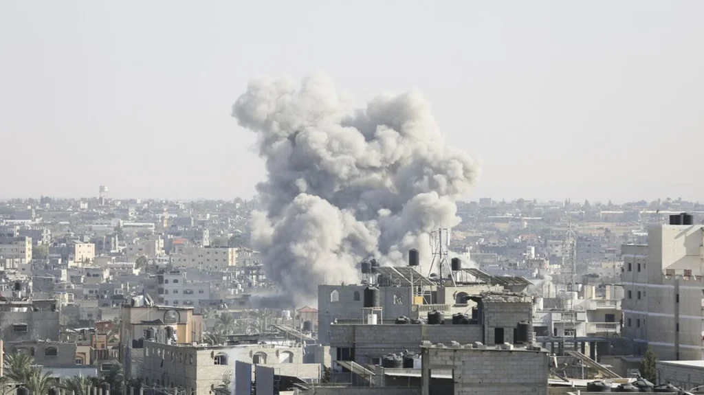 Γάζα: Χτυπήθηκαν τα γραφεία του γαλλικού πρακτορείου που βρίσκονται στην περιοχή (βίντεο)