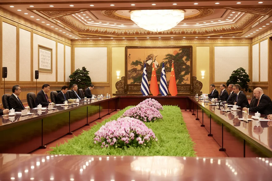 Συναντήθηκε με τον Σι Τζινπίνγκ ο Κ.Μητσοτάκης – «Ελλάδα και Κίνα έχουν μια ισχυρή οικονομική σχέση»